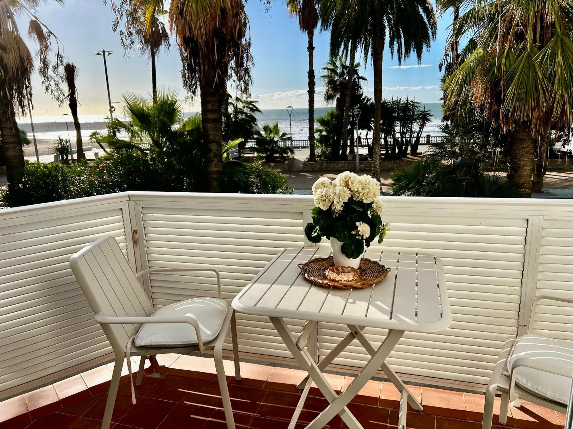 Sitges Seafront Ribera Apartment ภายนอก รูปภาพ